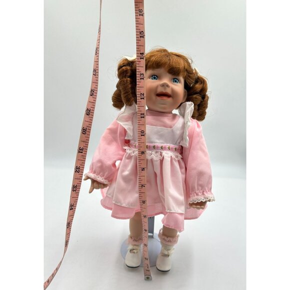 Ashton Drake Galleries 2 Much to Handle "Julie" Porcelain Doll Kathy Hippensteel - Picture 4 of 12